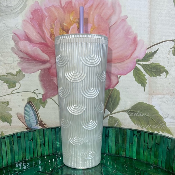 New Starbucks 2023 White Pearl Shell Core Siren Scales Cold Cup Tumbler - Picture 3 of 3